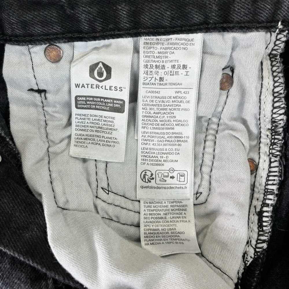 Levi's 501 Black Jeans Men (29x32) straight Leg Button Fly‎ actual size 28X31